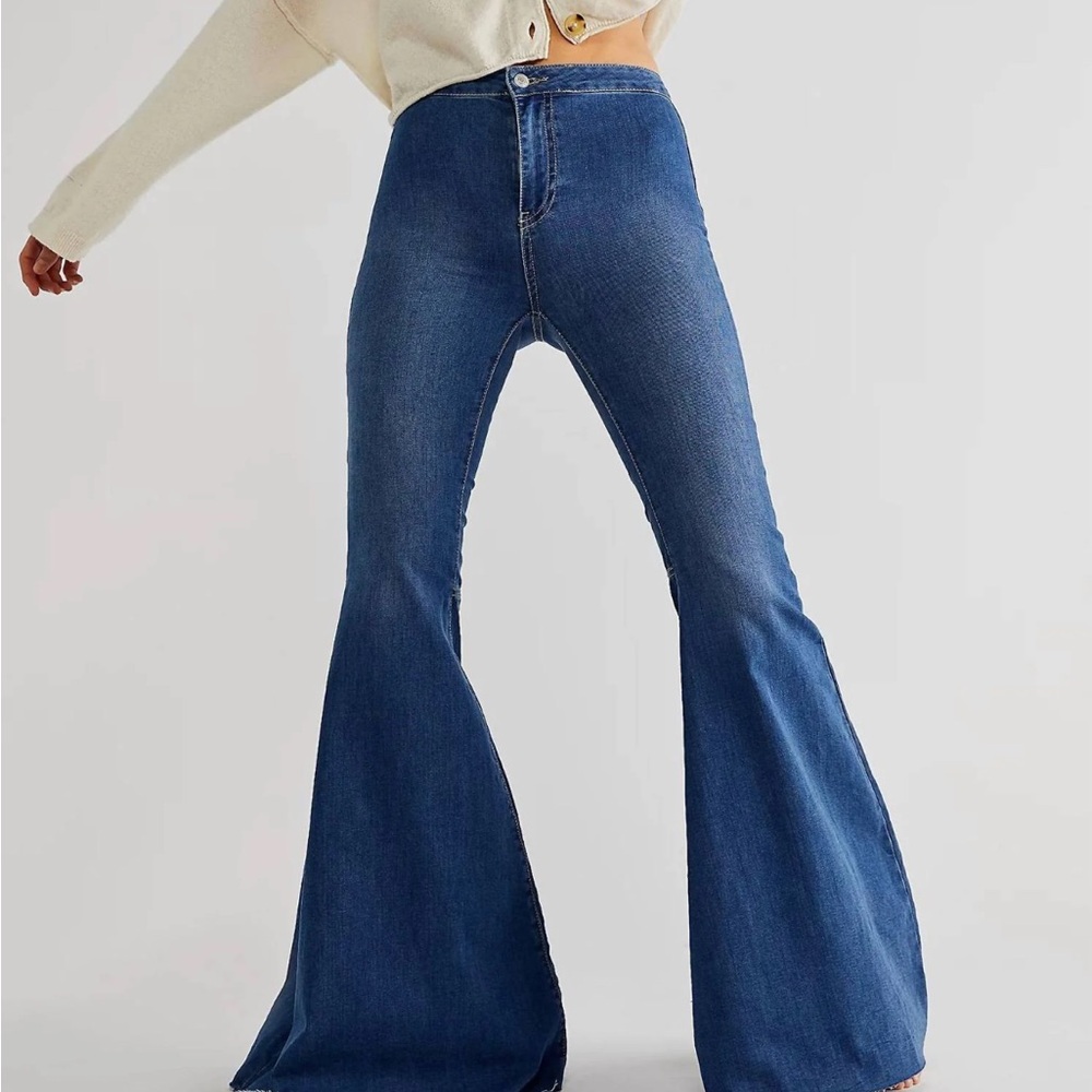 FREE PEOPLE We The Free Just Float On Flare Jeans | size 32S